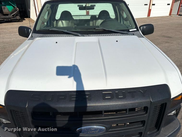 image for item EP7596 2008 Ford F250 Super Duty pickup truck