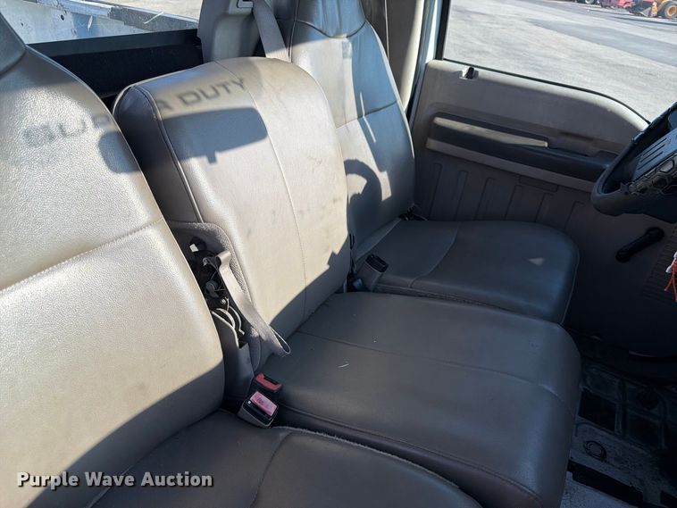 image for item EP7596 2008 Ford F250 Super Duty pickup truck