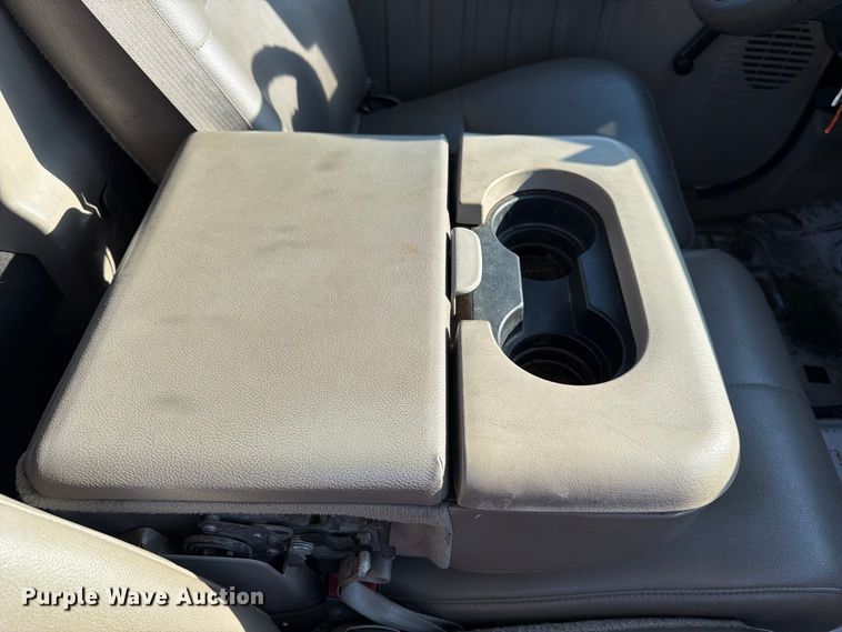 image for item EP7596 2008 Ford F250 Super Duty pickup truck
