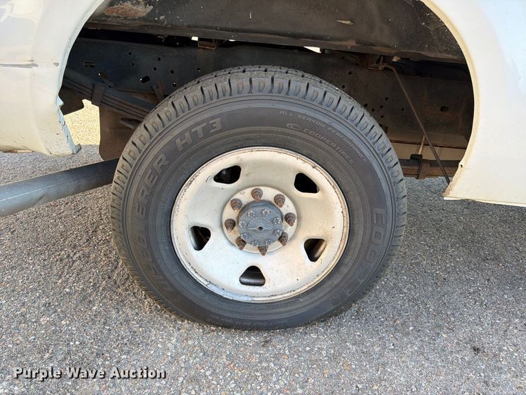 image for item EP7596 2008 Ford F250 Super Duty pickup truck