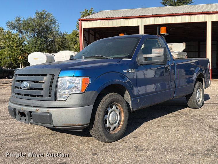 2010 Ford F150 pickup truck