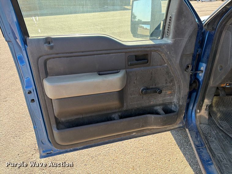 image for item EP7597 2010 Ford F150 pickup truck