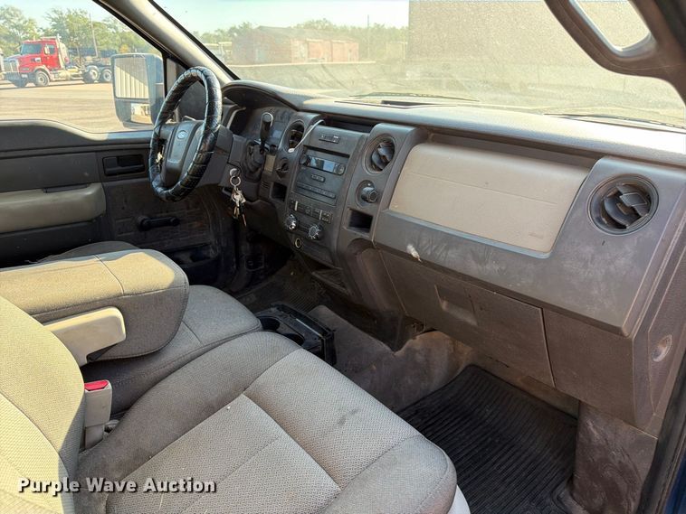 image for item EP7597 2010 Ford F150 pickup truck