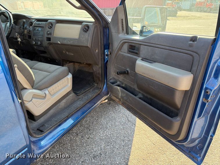 image for item EP7597 2010 Ford F150 pickup truck