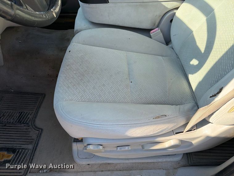 image for item EP7598 2008 Chevrolet Suburban SUV