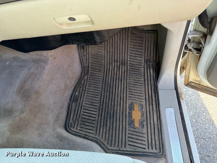 image for item EP7598 2008 Chevrolet Suburban SUV