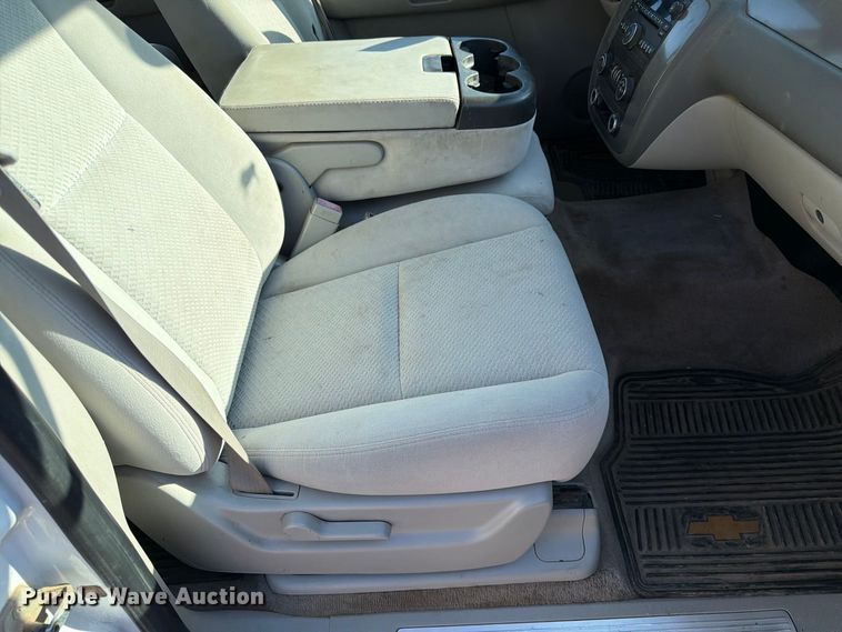 image for item EP7598 2008 Chevrolet Suburban SUV