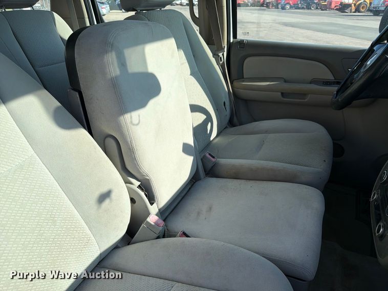 image for item EP7598 2008 Chevrolet Suburban SUV
