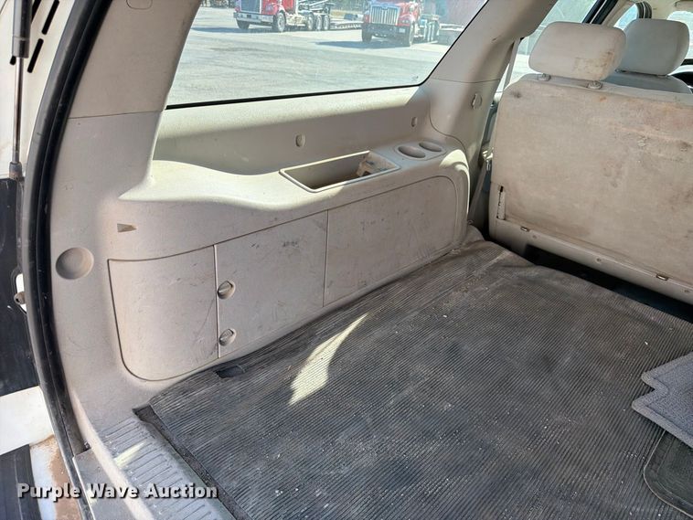 image for item EP7598 2008 Chevrolet Suburban SUV