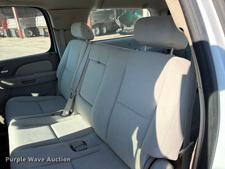 image for item EP7598 2008 Chevrolet Suburban SUV