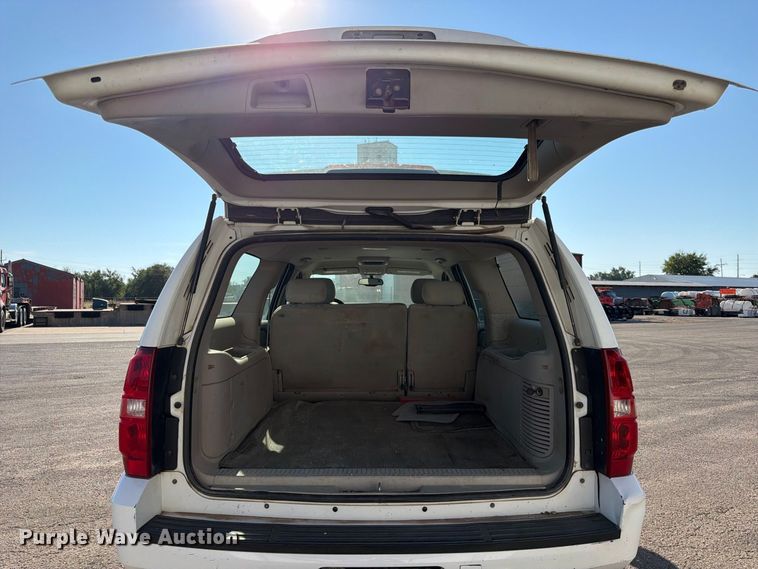 image for item EP7598 2008 Chevrolet Suburban SUV