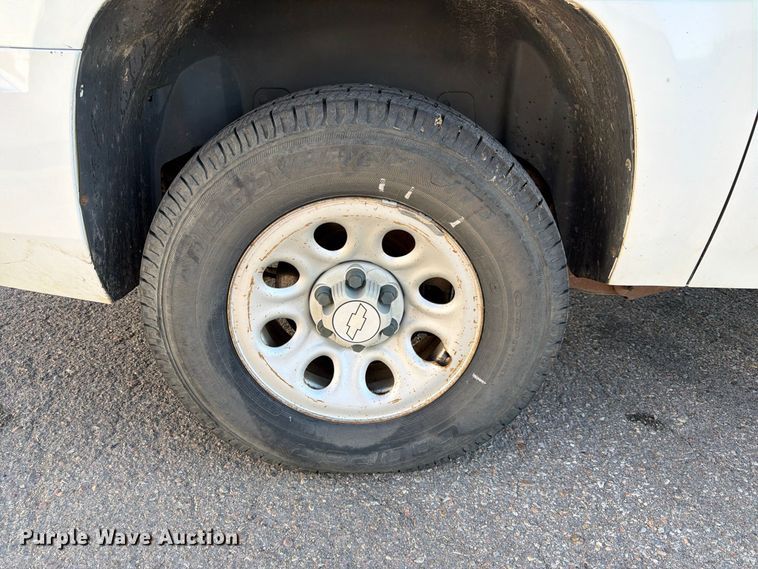 image for item EP7598 2008 Chevrolet Suburban SUV