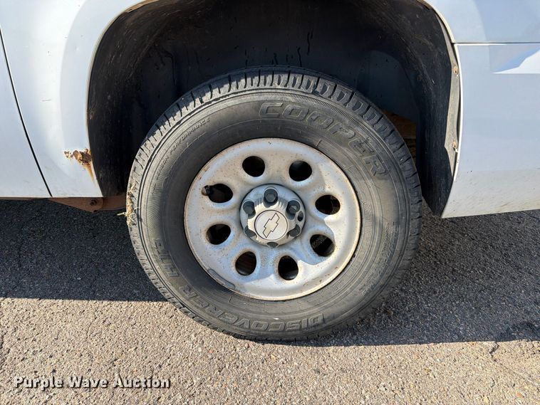 image for item EP7598 2008 Chevrolet Suburban SUV