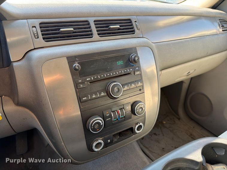 image for item EP7599 2008 Chevrolet Suburban SUV