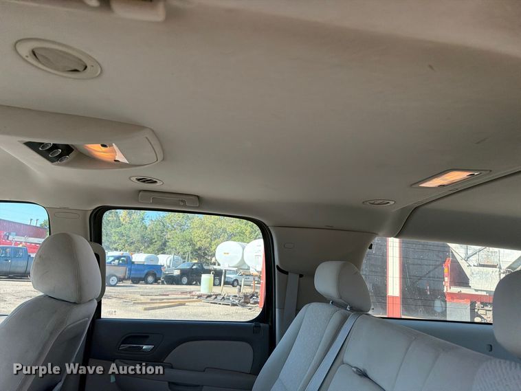 image for item EP7599 2008 Chevrolet Suburban SUV