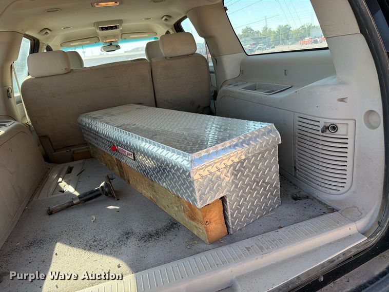 image for item EP7599 2008 Chevrolet Suburban SUV