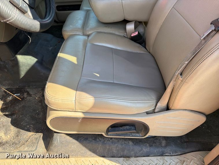 image for item EP7600 2007 Ford F150 Ext. Cab pickup truck