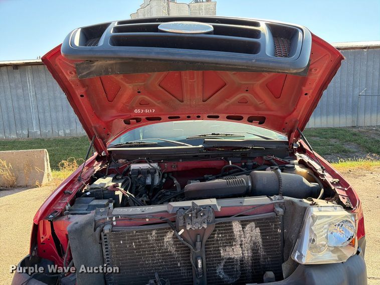 image for item EP7600 2007 Ford F150 Ext. Cab pickup truck