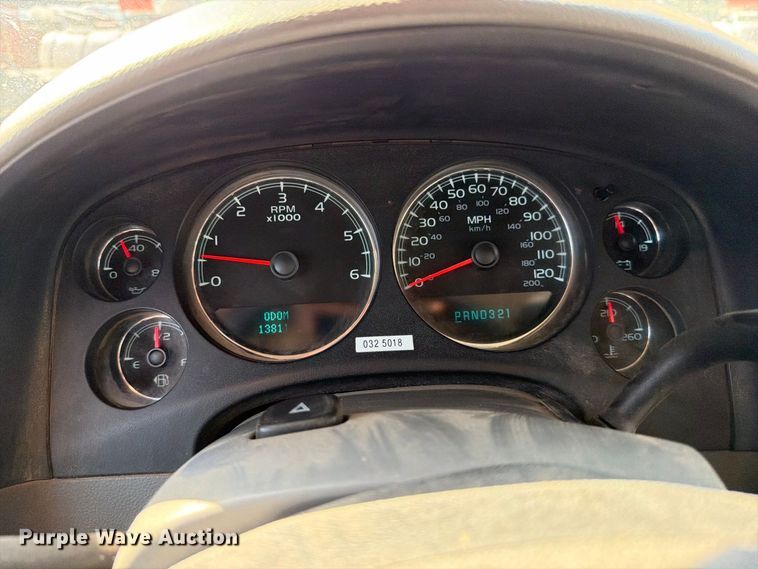 image for item EP7601 2008 Chevrolet Suburban SUV