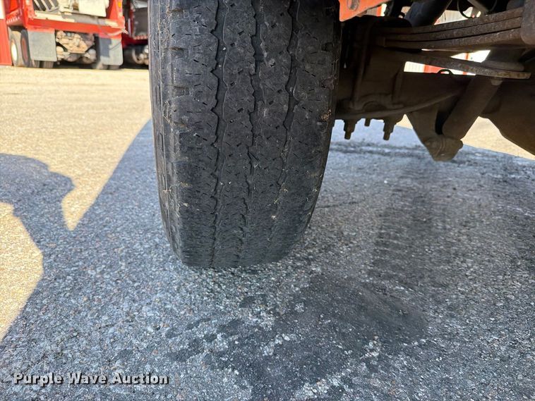 image for item EP7602 2001 Dodge Ram 2500 pickup truck