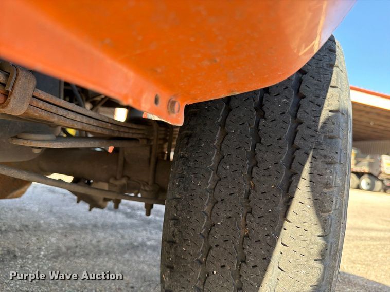 image for item EP7602 2001 Dodge Ram 2500 pickup truck