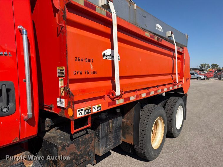 image for item EP7604 2007 International WorkStar 7400 dump truck