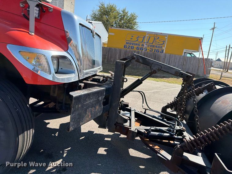 image for item EP7604 2007 International WorkStar 7400 dump truck