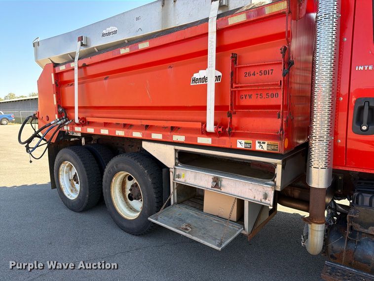 image for item EP7604 2007 International WorkStar 7400 dump truck