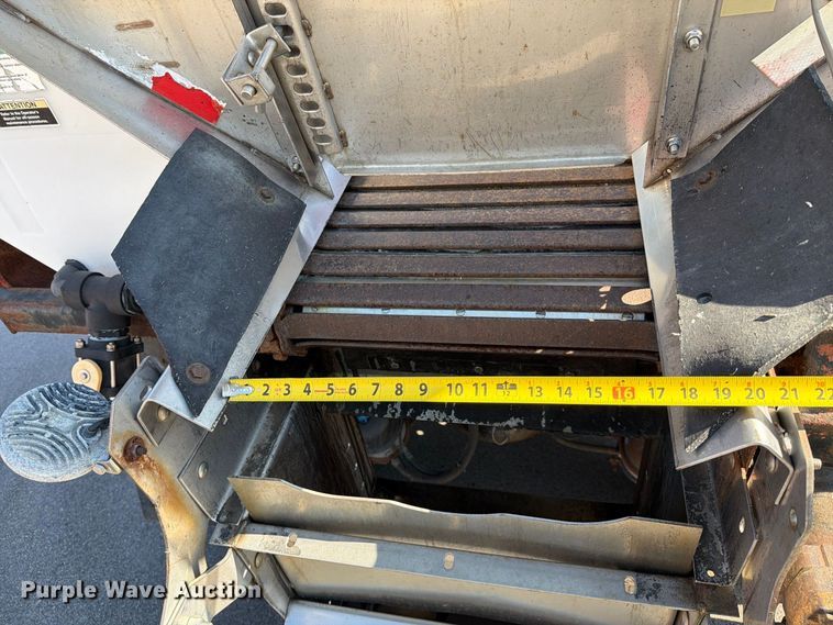 image for item EP7604 2007 International WorkStar 7400 dump truck