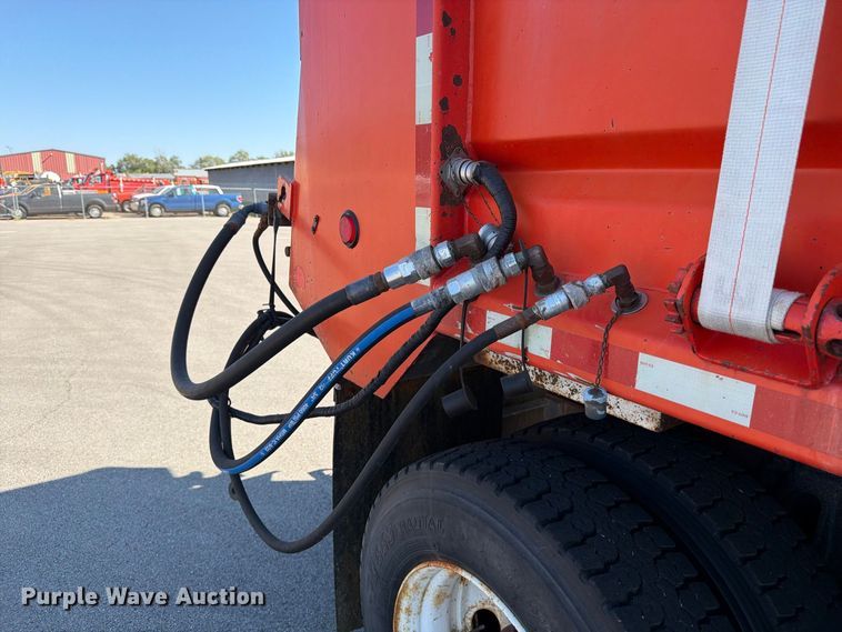 image for item EP7604 2007 International WorkStar 7400 dump truck