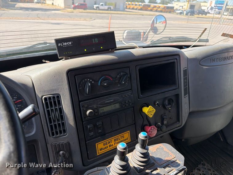 image for item EP7604 2007 International WorkStar 7400 dump truck