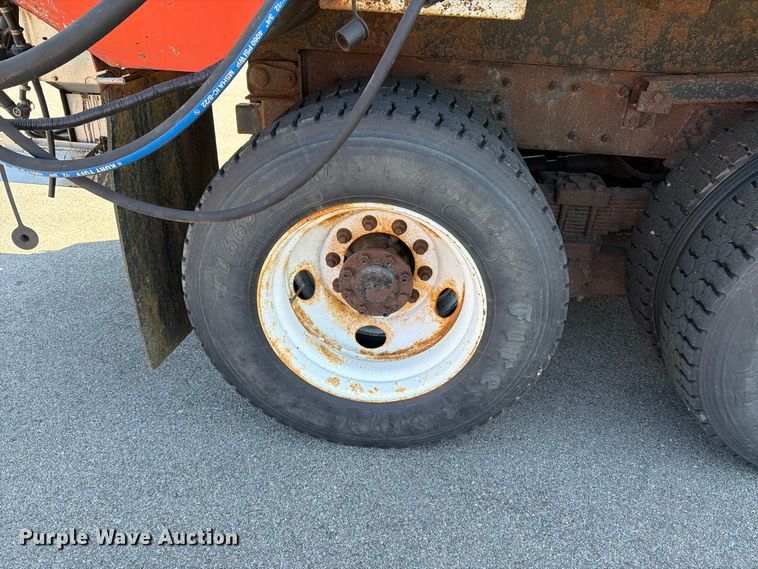 image for item EP7604 2007 International WorkStar 7400 dump truck