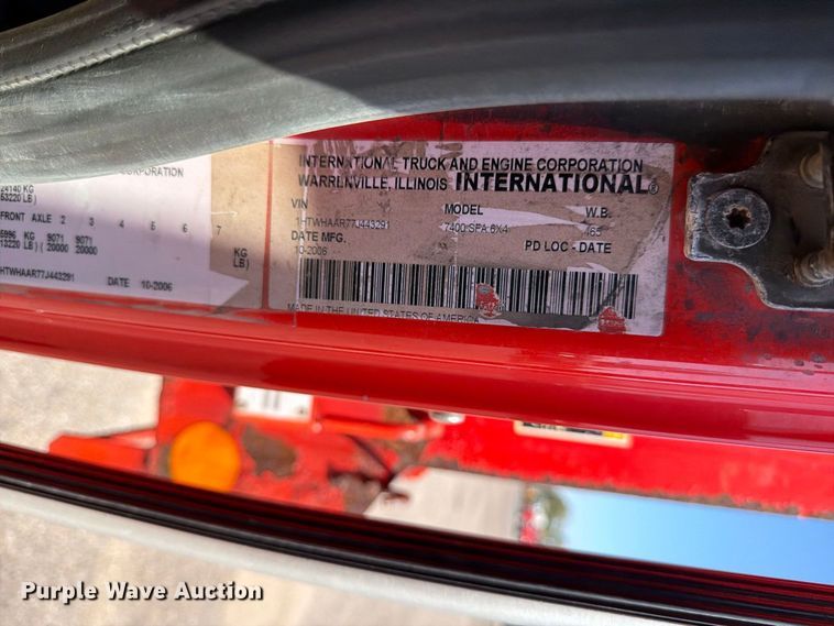 image for item EP7604 2007 International WorkStar 7400 dump truck