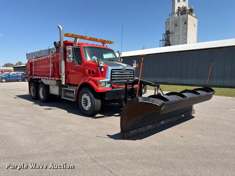 image for item EP7605 2009 Sterling L7500 dump truck