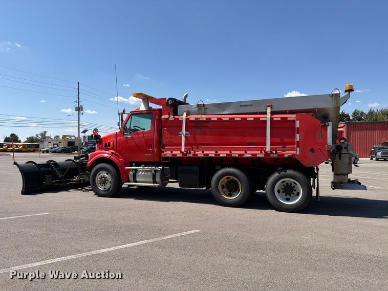 image for item EP7605 2009 Sterling L7500 dump truck