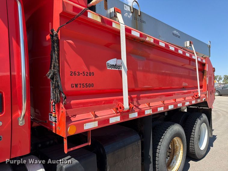 image for item EP7605 2009 Sterling L7500 dump truck