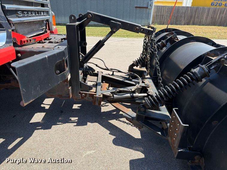 image for item EP7605 2009 Sterling L7500 dump truck