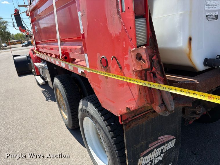 image for item EP7605 2009 Sterling L7500 dump truck