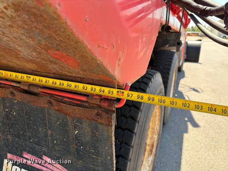 image for item EP7605 2009 Sterling L7500 dump truck