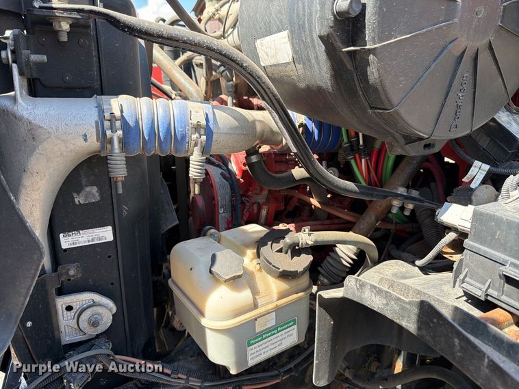image for item EP7605 2009 Sterling L7500 dump truck