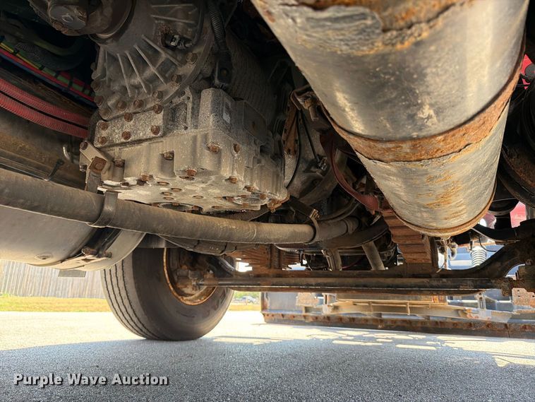 image for item EP7605 2009 Sterling L7500 dump truck
