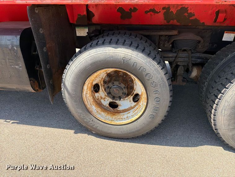 image for item EP7605 2009 Sterling L7500 dump truck