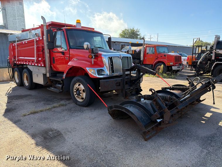 image for item EP7609 2007 International Workstar 7400 dump truck