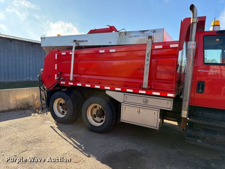 image for item EP7609 2007 International Workstar 7400 dump truck