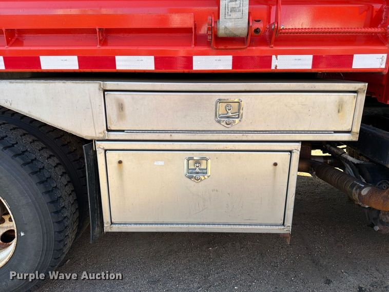 image for item EP7609 2007 International Workstar 7400 dump truck