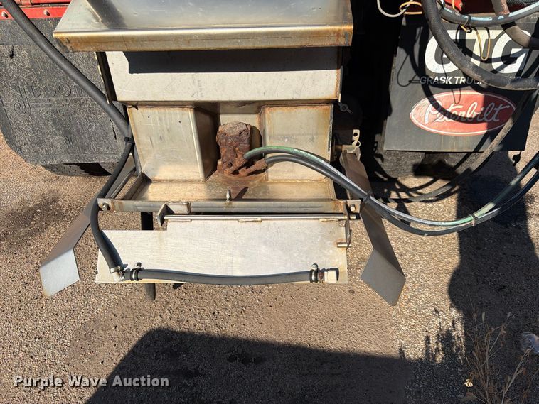 image for item EP7609 2007 International Workstar 7400 dump truck