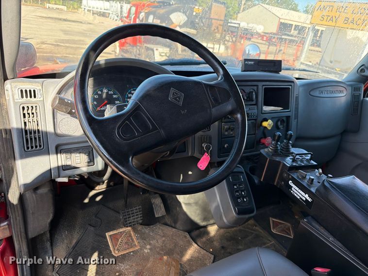 image for item EP7609 2007 International Workstar 7400 dump truck