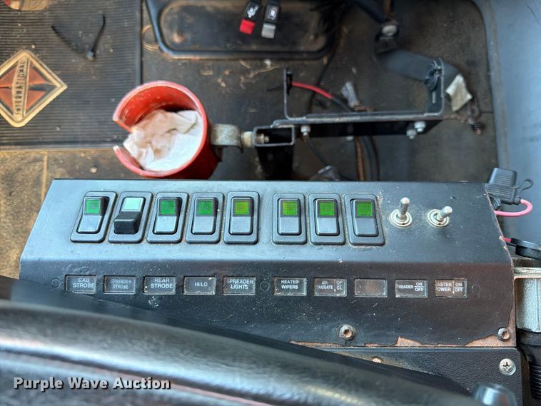 image for item EP7609 2007 International Workstar 7400 dump truck