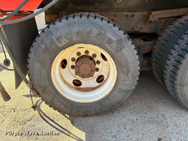 image for item EP7609 2007 International Workstar 7400 dump truck
