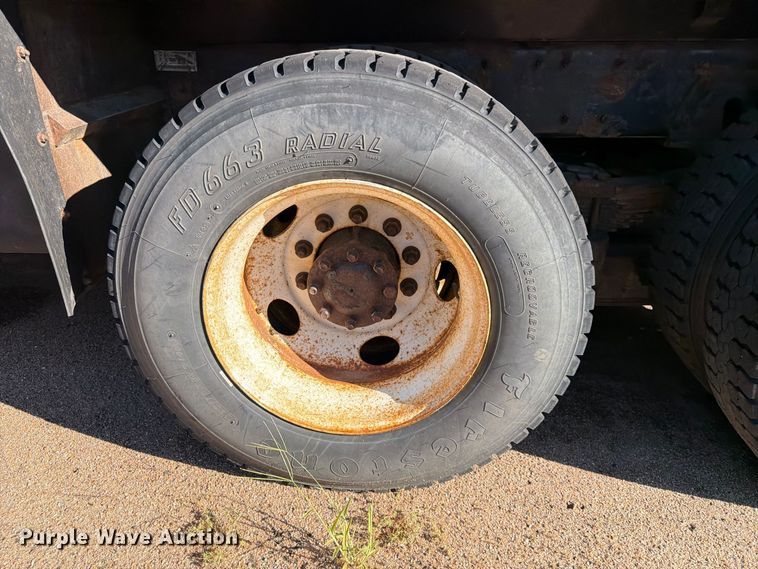 image for item EP7609 2007 International Workstar 7400 dump truck